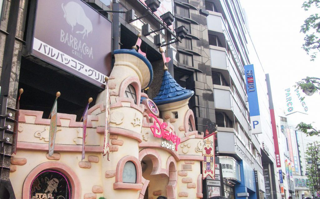 Disney store in Shibuya Tokio