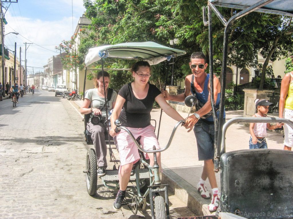 Op de fietstaxi door Camagüey