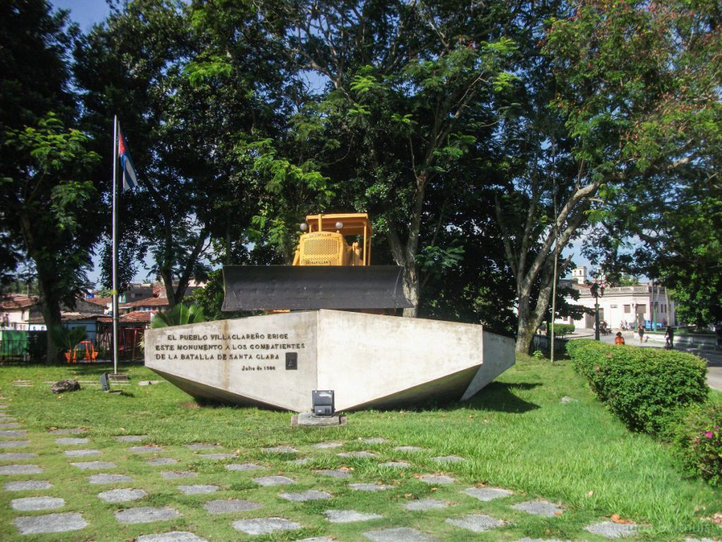 Monument Tren Blindado