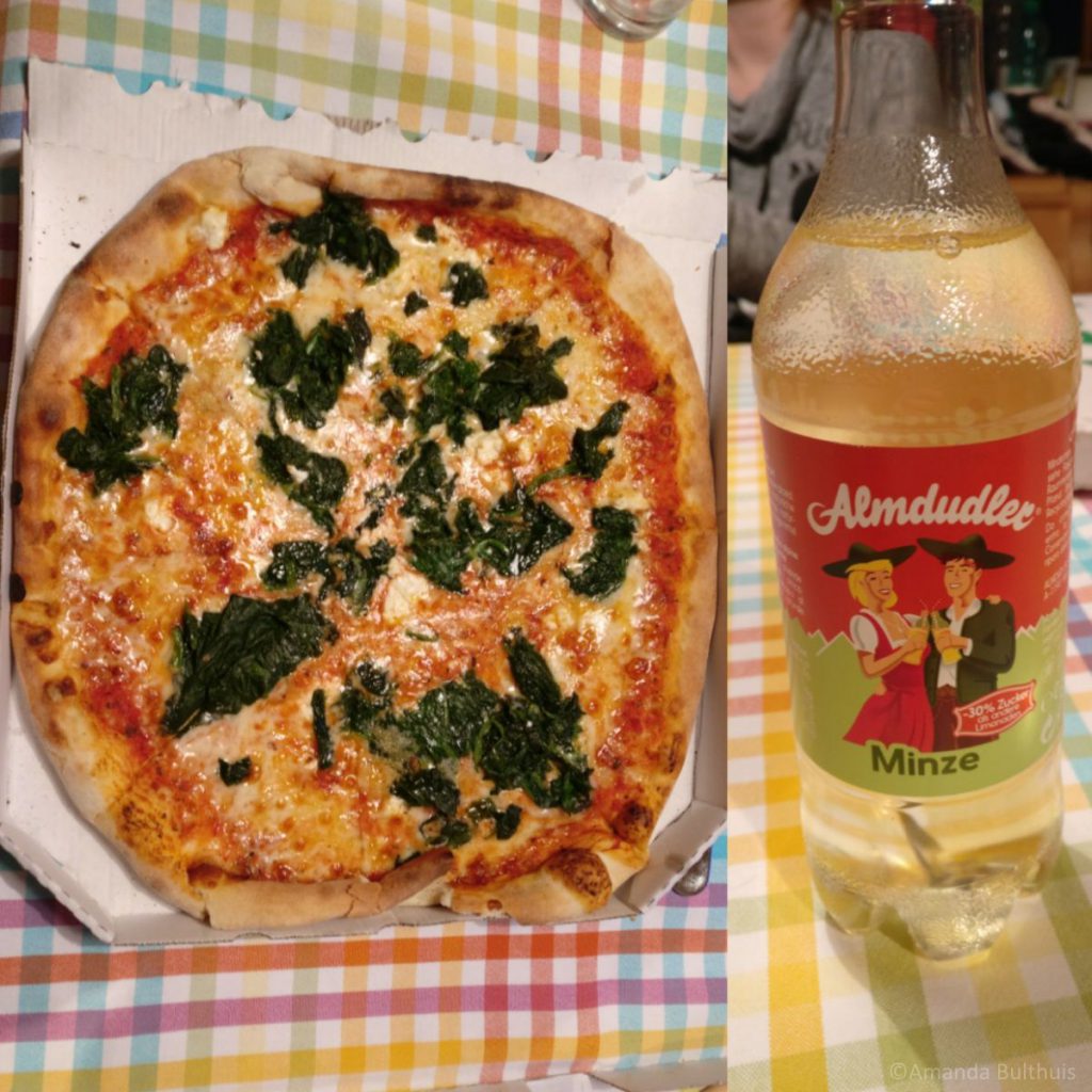 Pizza en Almdudler Mint