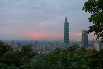 Uitzicht op Taipei 101 vanaf Elephant Mountain