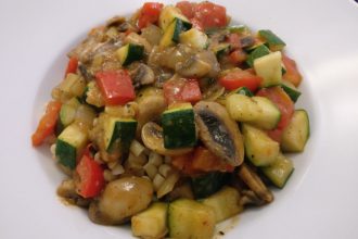 Macaroni Stroganoff recept