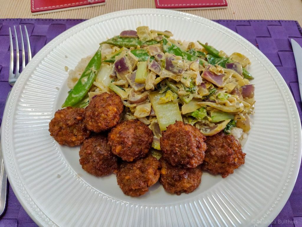 Wok groene curry met falafel