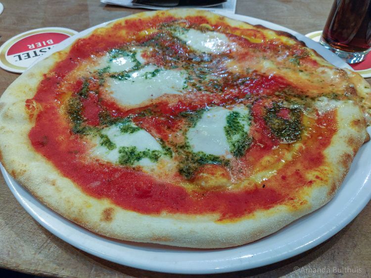 Pizza Happy Italy