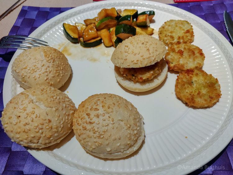 Bloemkool-broccoli-burgers met courgette