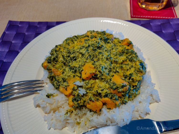 Curry met zoete aardappel en boerenkool