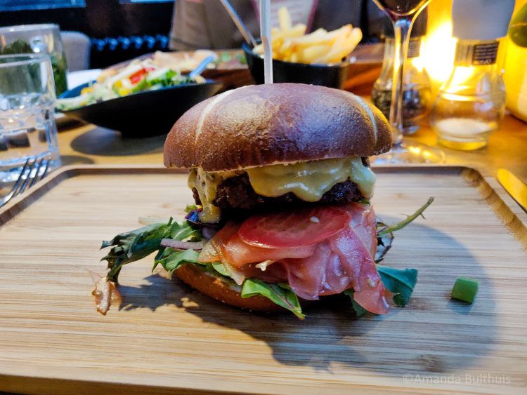 Beyond Meat Burger - Hotel Bieze