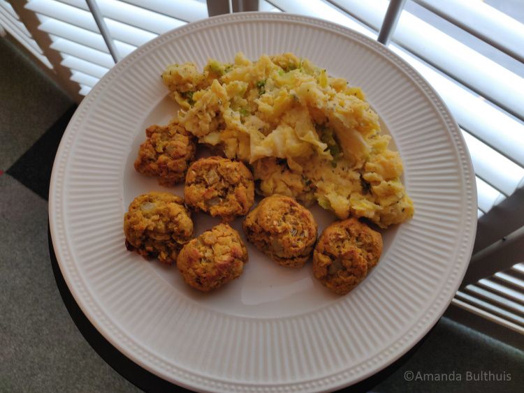 Stamppot Groen kool - Gele curry en linzenballetjes