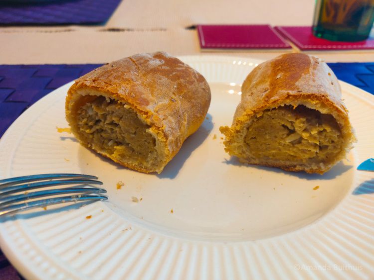 Vegan worstenrbroodjes met seitanworstjes