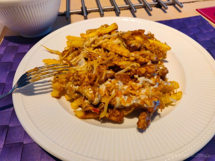 Indonesische loaded fries