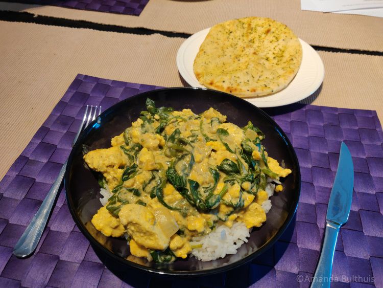 Vegan saag paneer