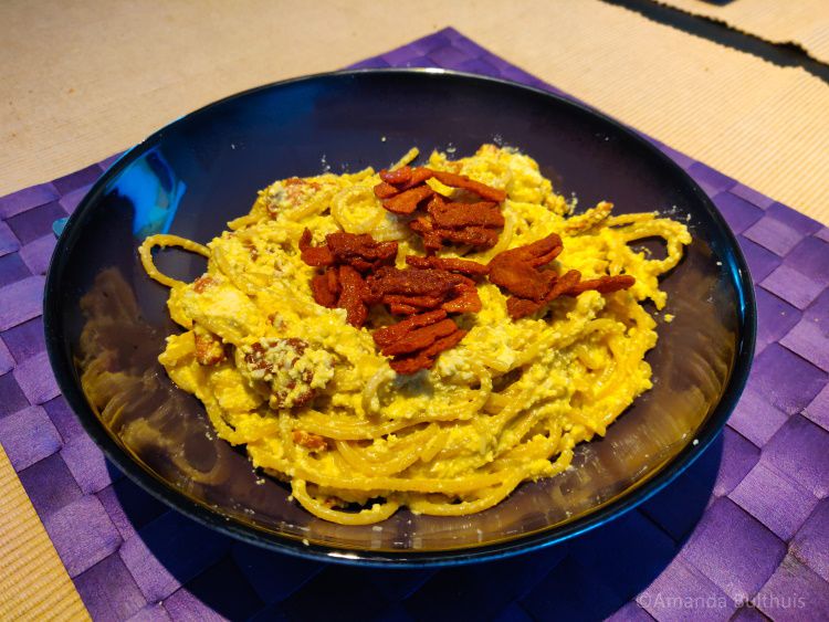 Vegan spaghetti carbonara