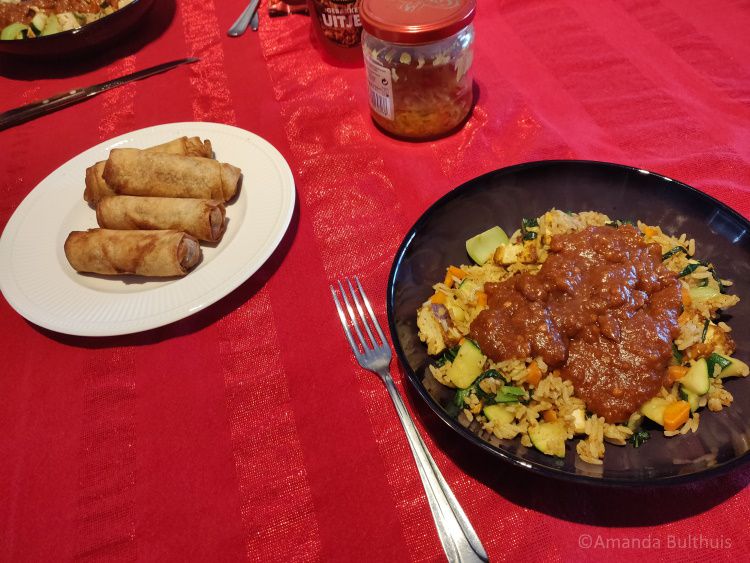 Nasi met Thaise loempia's