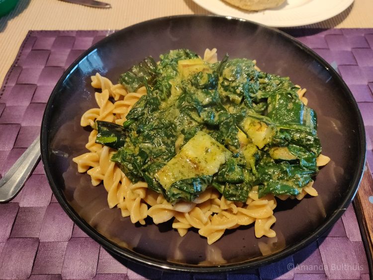 Pasta met gegrilde courgette