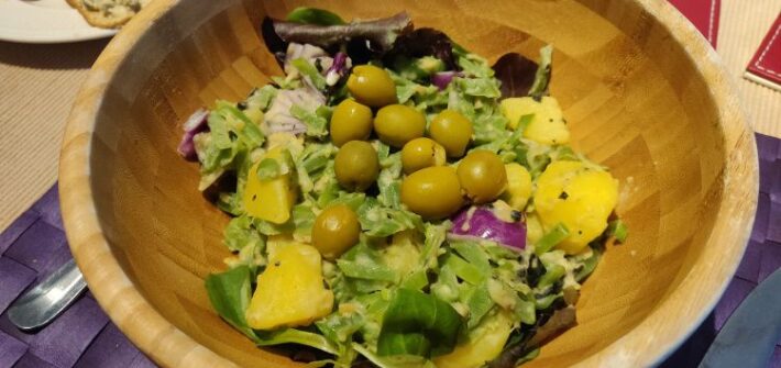Vegan salade nicoise