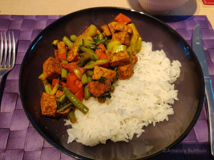 Tempeh met sperziebonen en paksoi