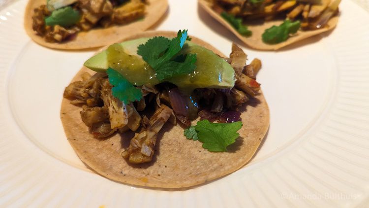 Vegan taco's met jackfruit shoarma