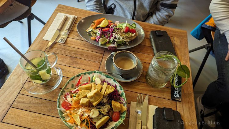 Vegan lunch bij Herbivoor, Groningen